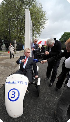 Eamon Gilmore leads as Alex gives a helping push
